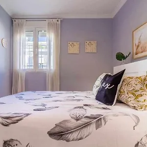 Apartamento 3 En Estadio 8 Plazas 3 Hab Y Metro, Sevilla